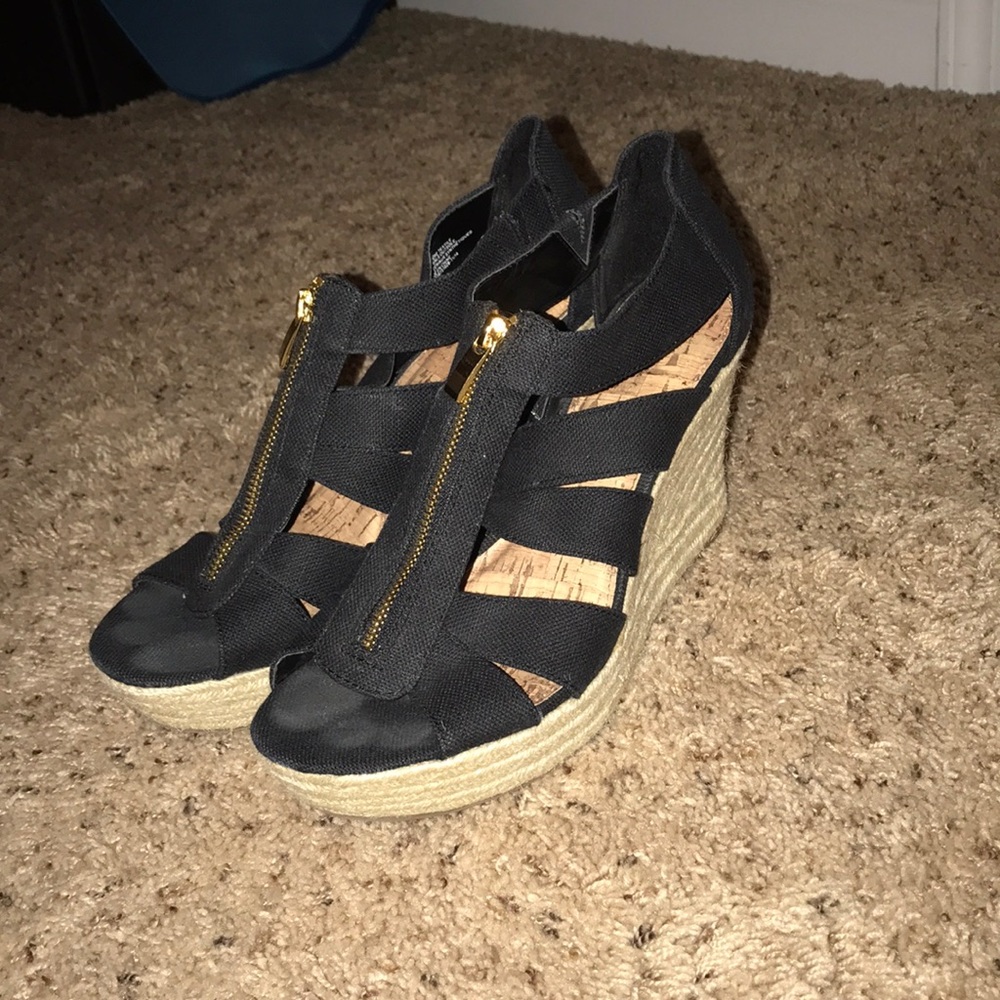 Merona Black Wedges